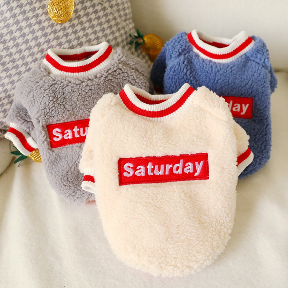 Pet dogs and cats autumn and winter new teddy bear clothes English stickers lamb cashmere round neck shirt two-legged clothing