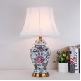 Chinese retro high-end ceramic table lamp living room atmosphere home study wedding room bedroom bedside table lamp