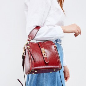 Summer leather bag new wild cowhide casual simple shoulder messenger bag bucket bag portable female bag