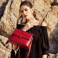 Cowhide women's bag spring and summer new leather shoulder messenger bag fashion wild texture oil wax cowhide diagonal bag