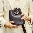 Bag women bag new Korean version of spring and summer fashion leather bucket bag shoulder tide wild messenger bag