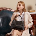 Spring and summer new products new crocodile pattern leather handbag handbag cowhide ladies shoulder messenger bag