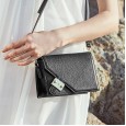 Spring and summer leather handbags new lychee pattern Korean fashion slung shoulder new bag leather small square bag