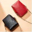 Leather mobile phone bag female messenger bag crocodile pattern chain small bag new wave vertical section wild mobile phone bag mini small bag