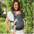Four-in-one shoulder baby carrier suitable for four seasons