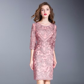 Spring and summer new women's round neck mid-sleeved skirt step dress slim dress