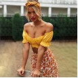Spring and summer new style wind lantern short-sleeved square V-neck exposed navel back straps pleated solid color short coat