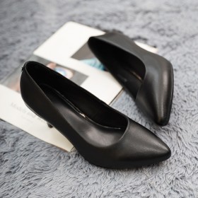 Spring leather pointed fashion OL professional single shoes women black thin heel soft bottom non-slip work shoes high heels