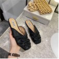 Spring and summer new Baotou female drag fashion fold lazy low-heeled lazy sandals