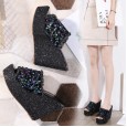 High-heeled wedge heel muffins with thick bottoms, wearing rhinestones, flatbed beach fish mouth, cool half-drag women's shoes